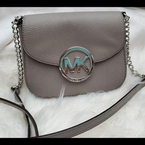 Michael Kors Crossbody bag - Pearl Grey